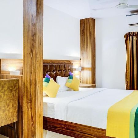 Treebo Trip Seven Olives Andheri Mumbai Ngoại thất bức ảnh