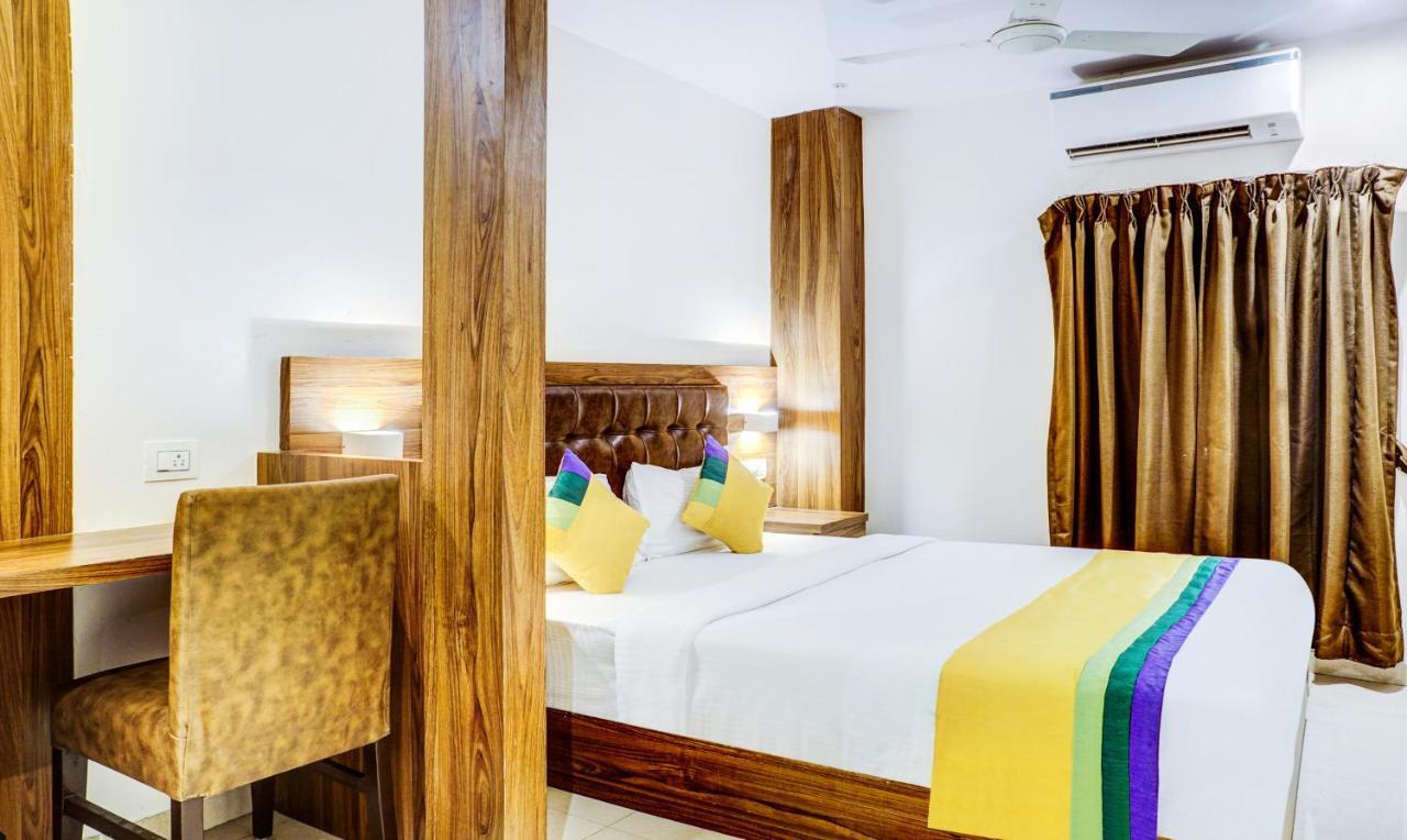 Treebo Trip Seven Olives Andheri Mumbai Ngoại thất bức ảnh
