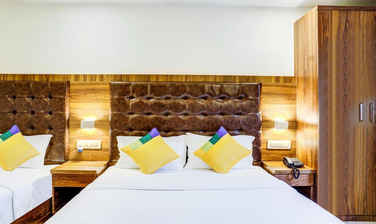 Treebo Trip Seven Olives Andheri Mumbai Ngoại thất bức ảnh
